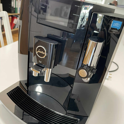 REFURBISHED- JURA E8 (EB) PIANO BLACK