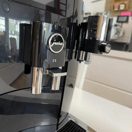 REFURBISHED- JURA E8 (EB) PIANO BLACK