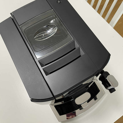 REFURBISHED- JURA E8 (EB) PIANO BLACK